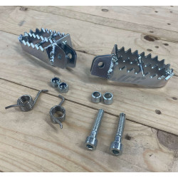 Estriberas Fantic 200